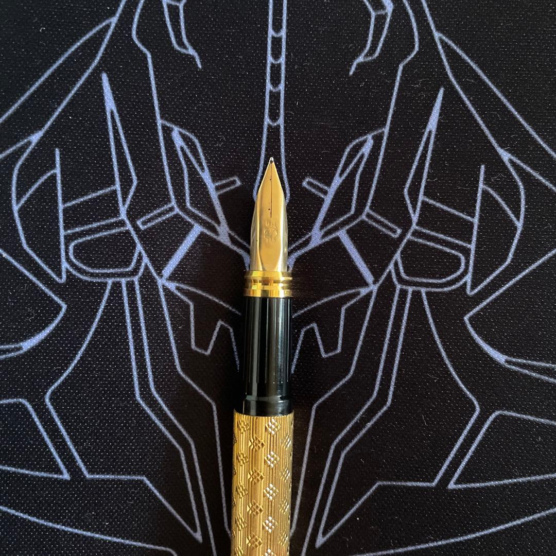 d*7様 S.T. Dupont ゴールド万年筆 専用箱付き18金