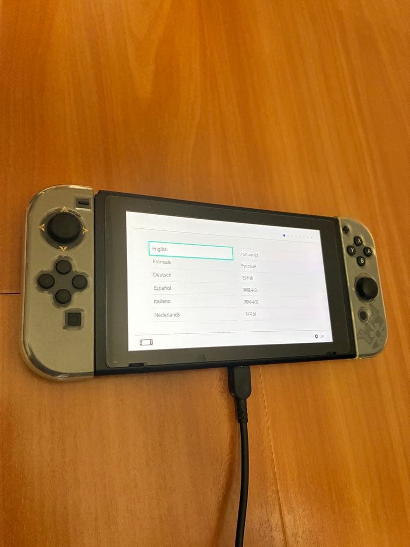 ✨️Switch モンハンエディション 本体美品 付属品完備 ソフト付SDカード✨️