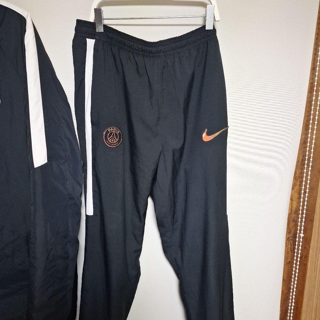 ほぼ新品　PSG　パリサンジェルマン　NIKE　ダウンジャケット　パンツ　3点