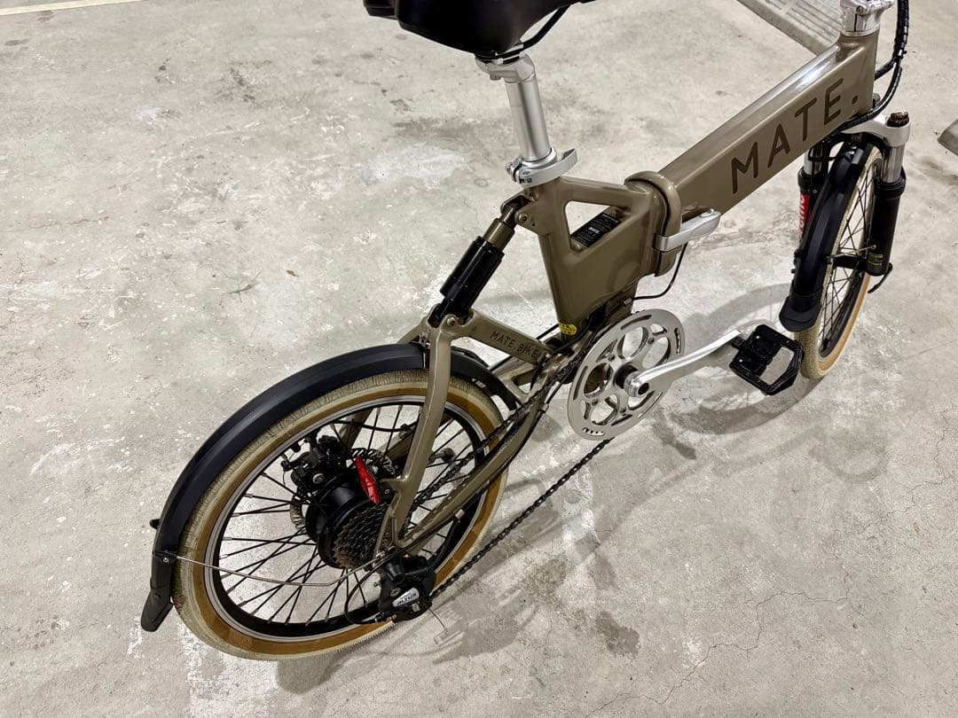 美品 正規品 MATY CITY GOLD 走行距離390km 室内保管