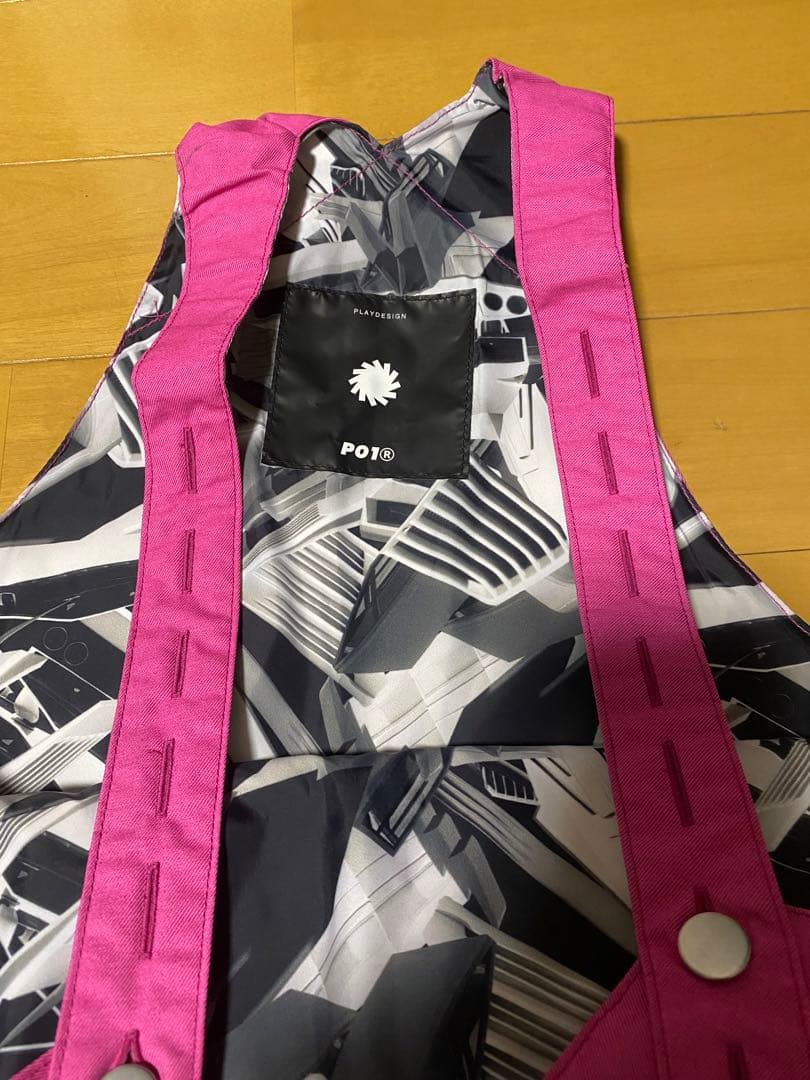 PO1 プレイデザイン ビブパンツ Sサイズ