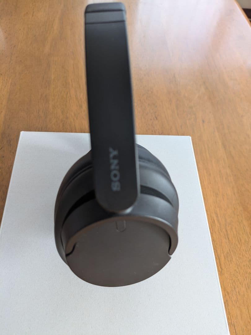 SONY ワイヤレスノイズキャンセリングステレオヘッド　WH-CH 720N