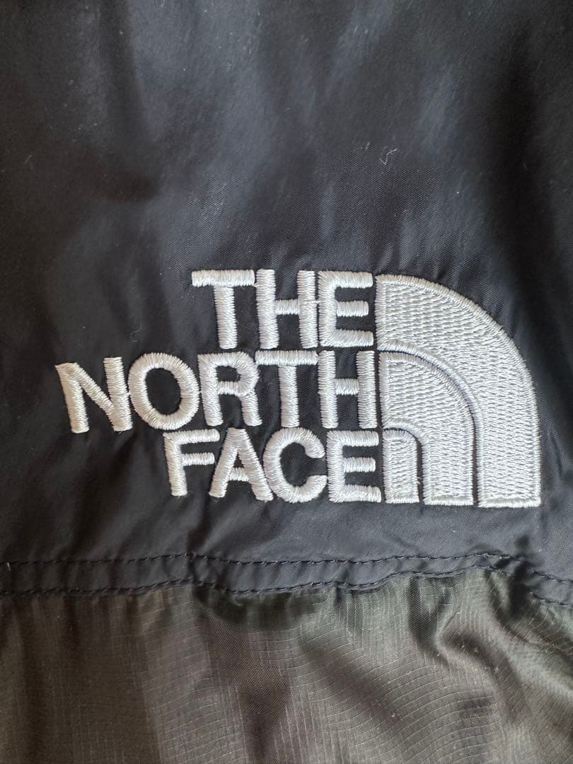 THE NORTH FACE ブラック迷彩 ヌプシダウンベスト L