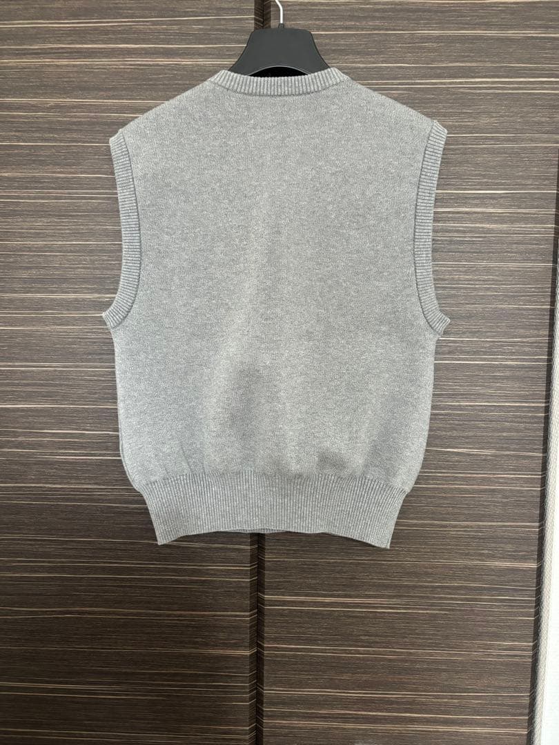 UNITED ARROWS 3Dフラワーモチーフ ノースリーブ ニットベスト