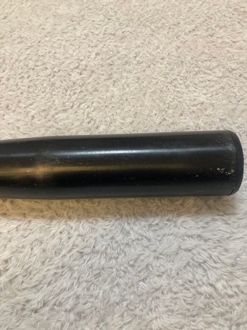 中学硬式用 イーストン BLACK MAGIC 83cm 820g