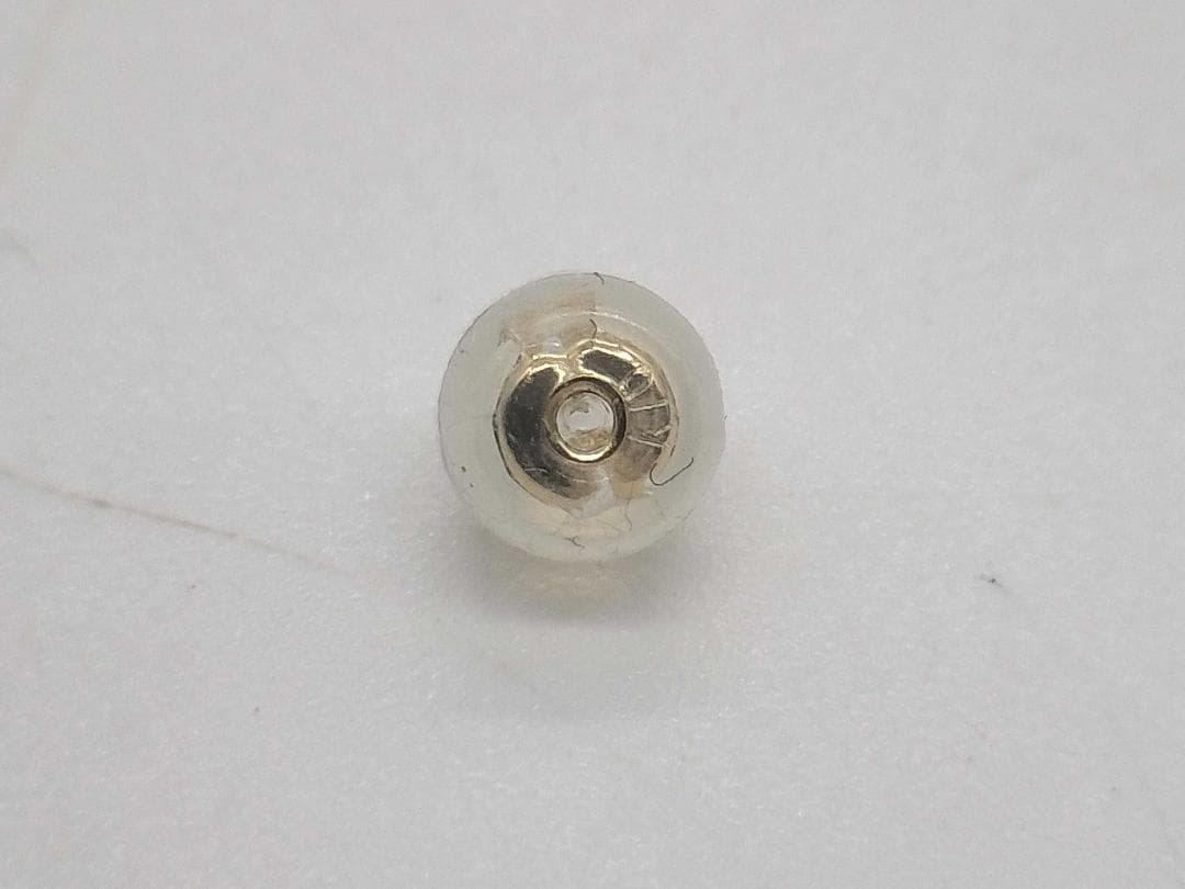 A-49 4℃ 透明石 K10 0.5g ピアス(貴金属) OKモチーフ片耳用