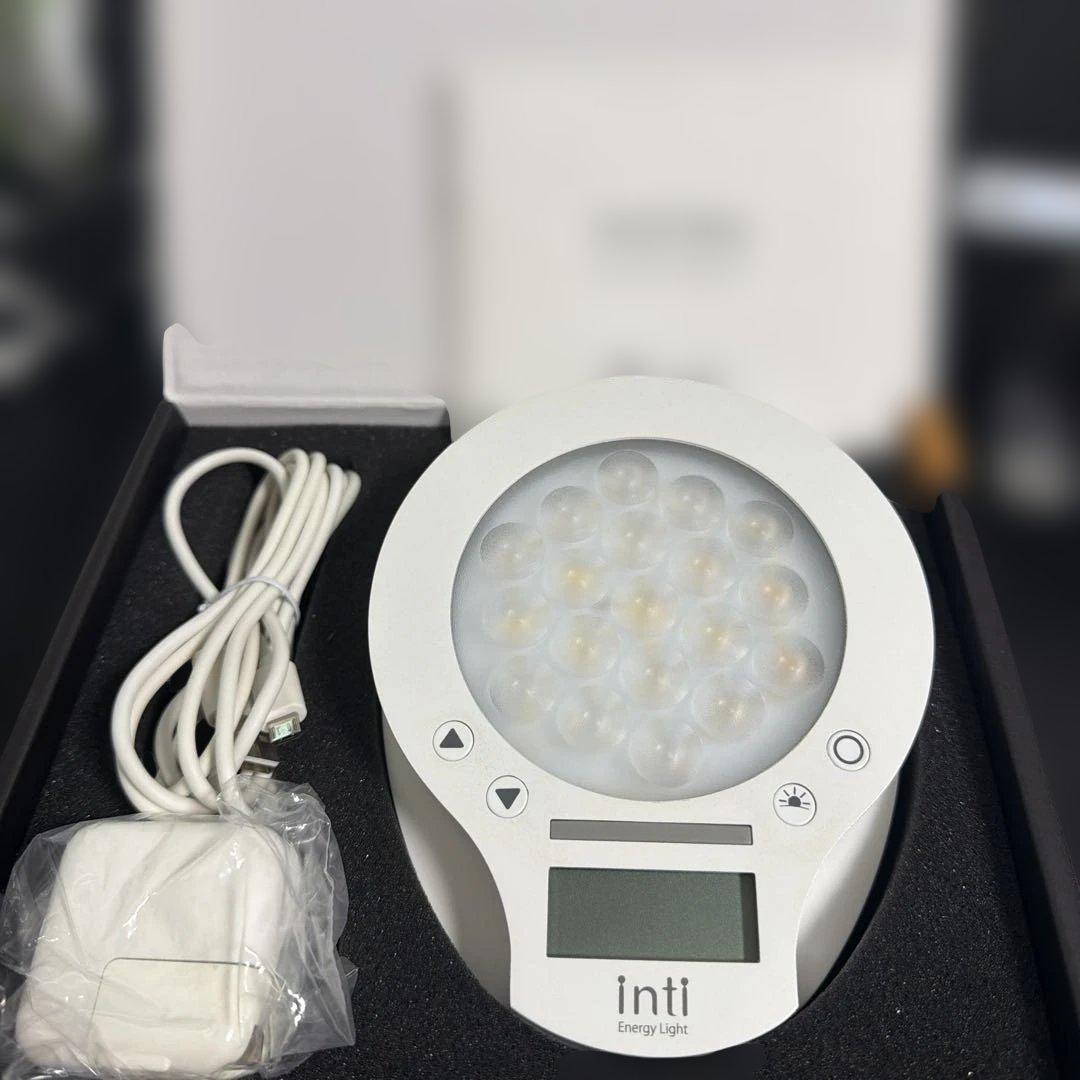 【即日発送可能】inti4s 光で起きる目覚まし時計 ホワイト