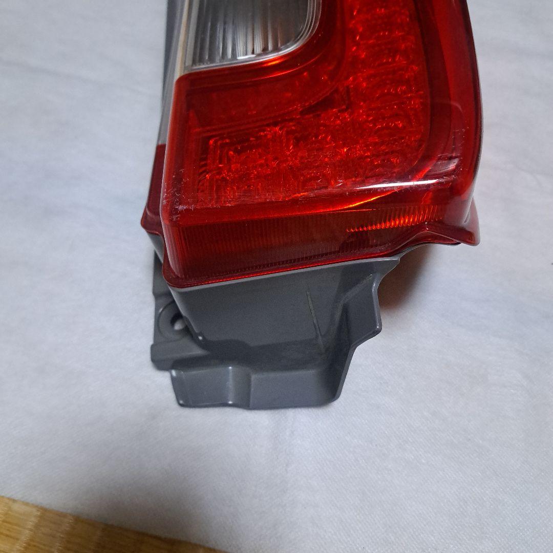 ダイハツ★タント★タントカスタム★LA600S★LEDテールランプ★左側★良品