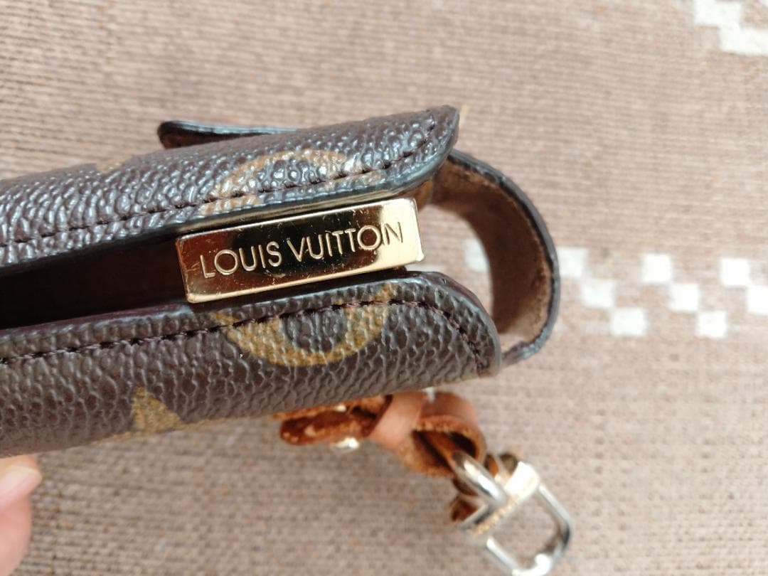 Louis Vuitton ヴィトン キーケース 携帯ケース 電子タバコ 小物