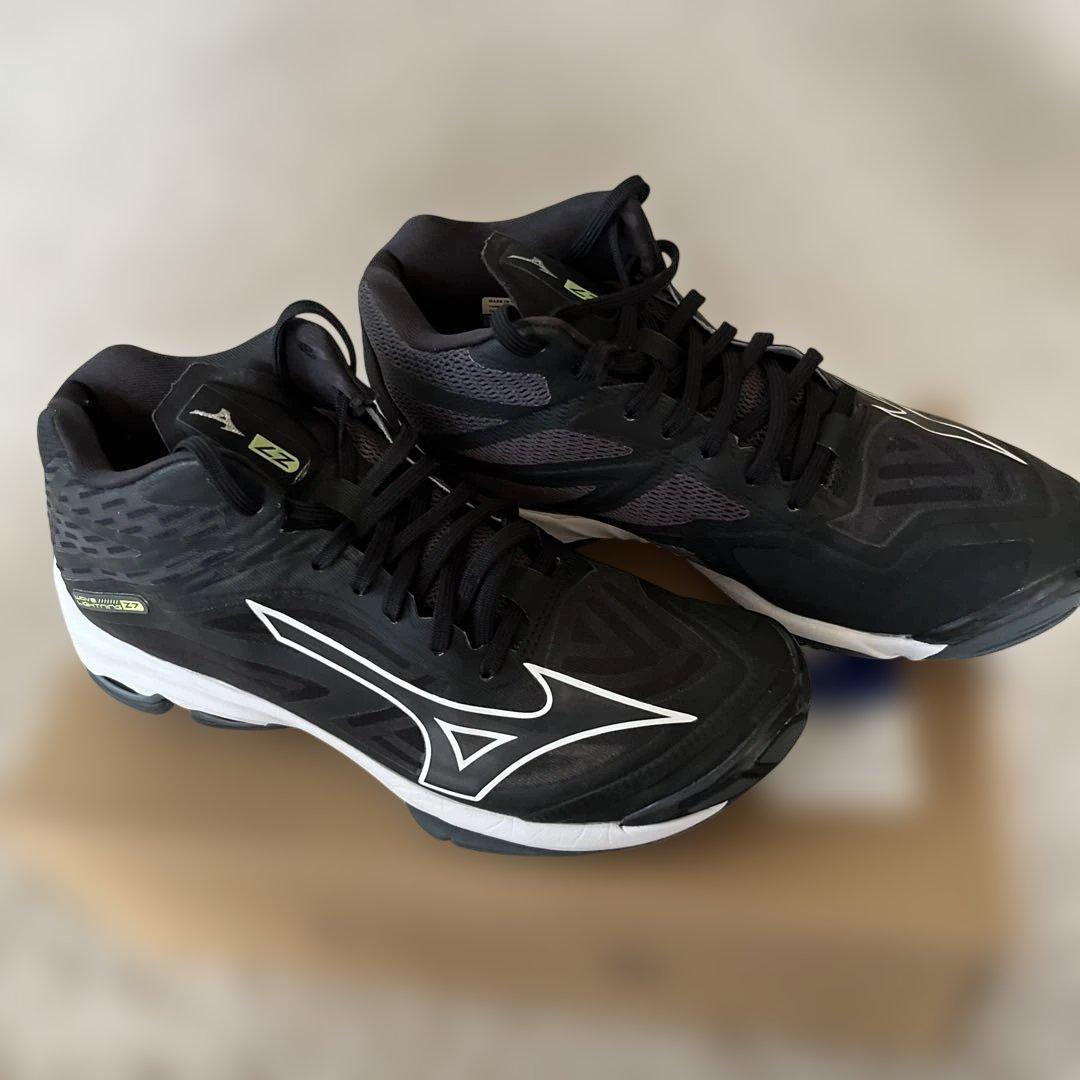 ミズノ バレーボールシューズ Wave Lightning Z6 26cm