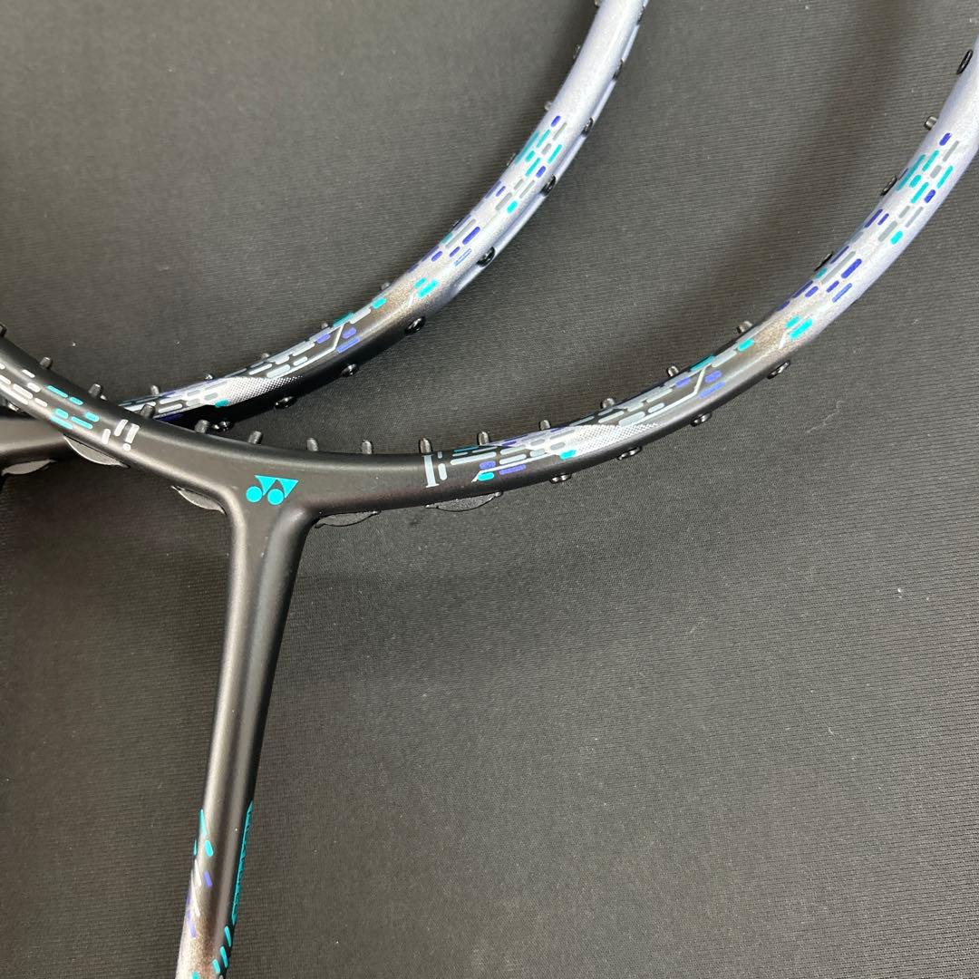 4ug6 2本セット　アストロクス88Dプロ　新品未使用　ヨネックス　ラケット