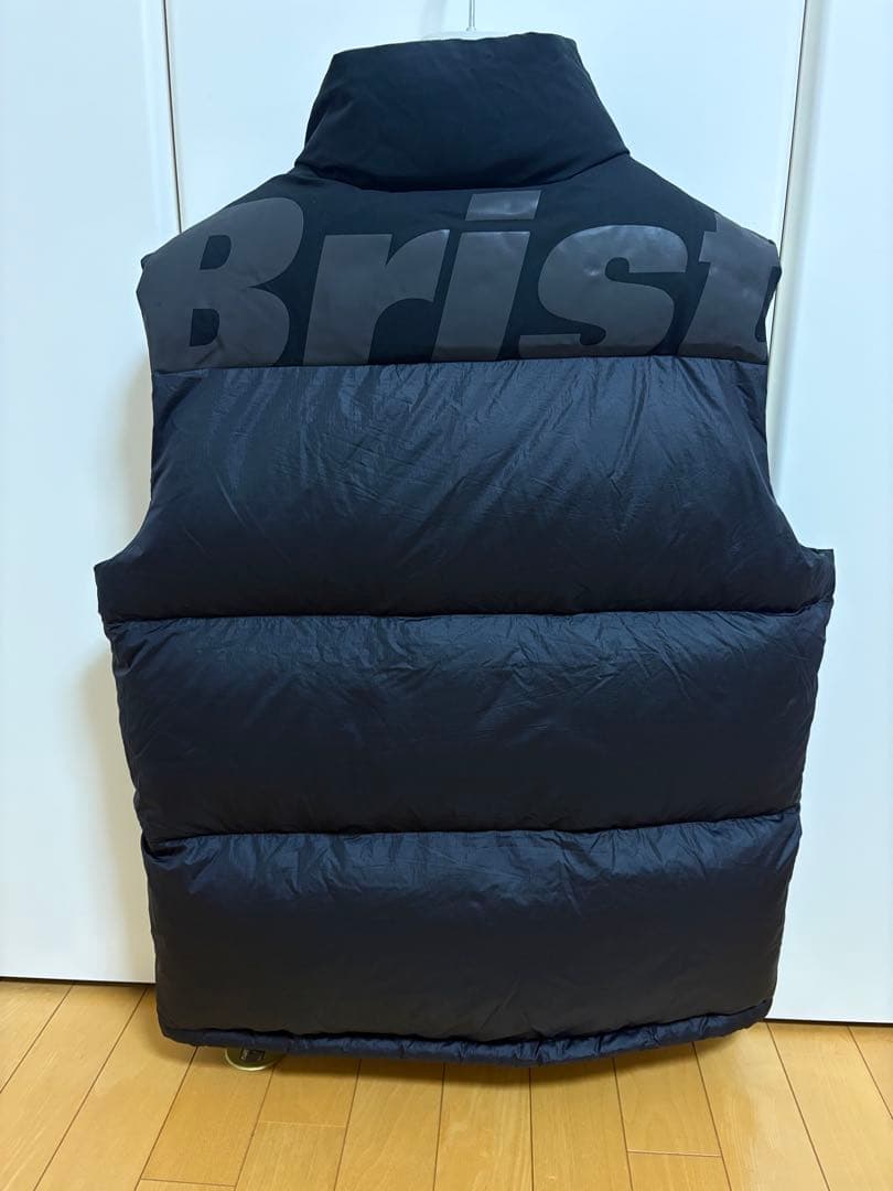 ジャケット・アウター F.C.Real Bristol REVERSIBLE DOWN VEST