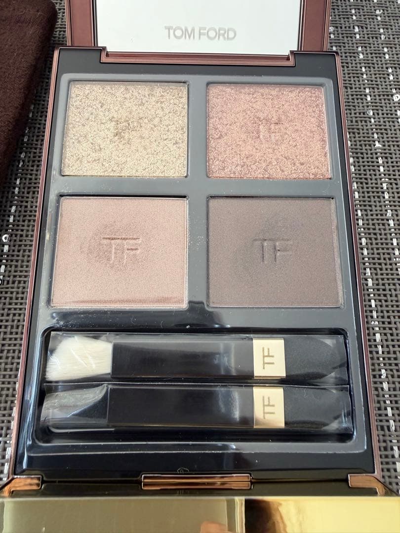 TOM FORD アイカラークォード 01 ゴールデンミンク ブラシ未使用