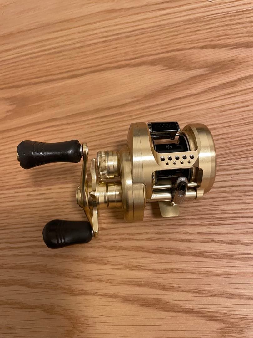 SHIMANO 14カルカッタコンクエスト 100