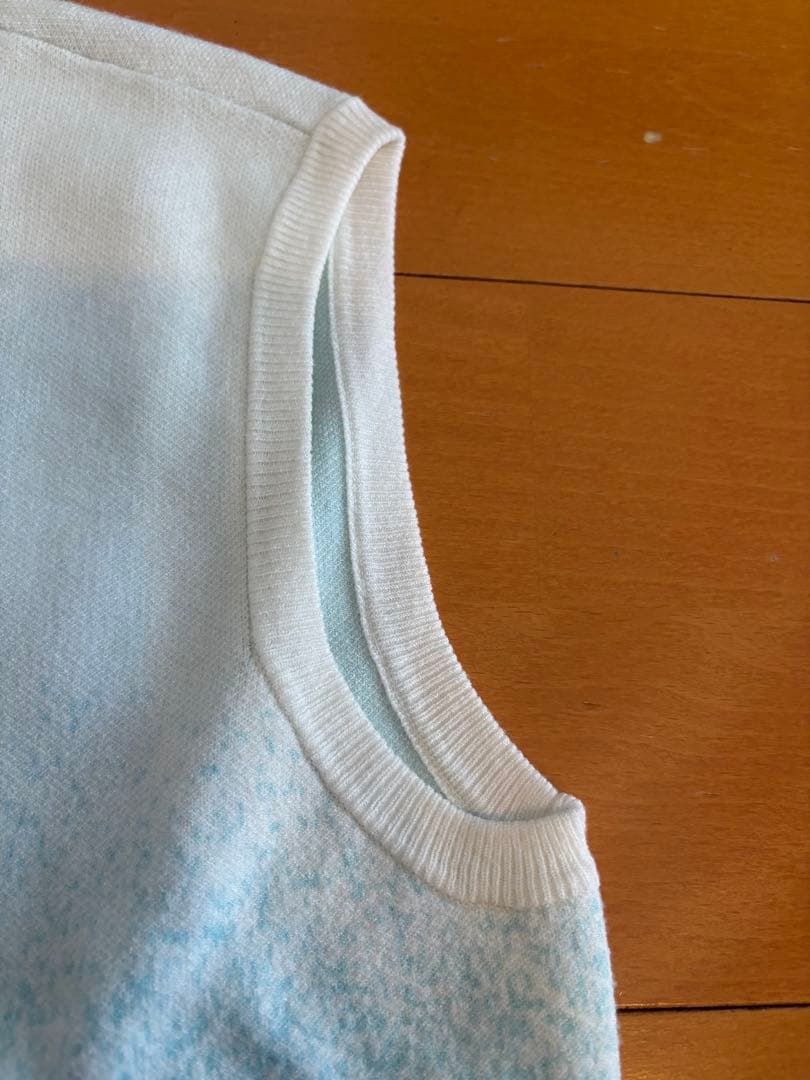 美品‼️DESCENT GOLF ノースリーブ　セーター　M
