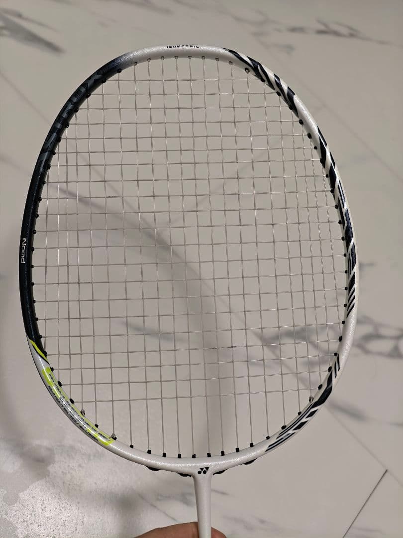 yonex astrox 99 pro 3U バドミントンラケット