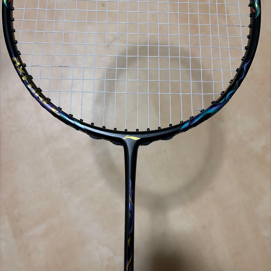 ラケット AxForce100