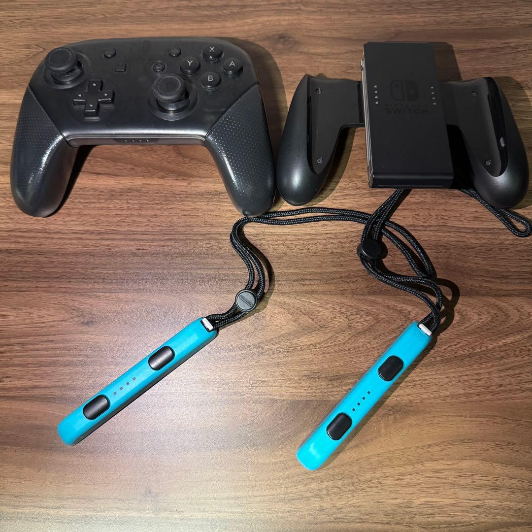 【付属品完備】Nintendo Switch (Joy-Conブルー×ブルー)