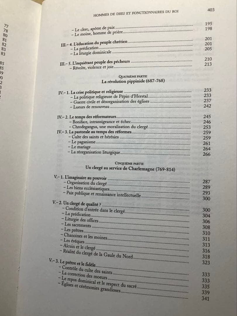 洋書 Hommes de Dieu et Fonctionnaires du Roi
