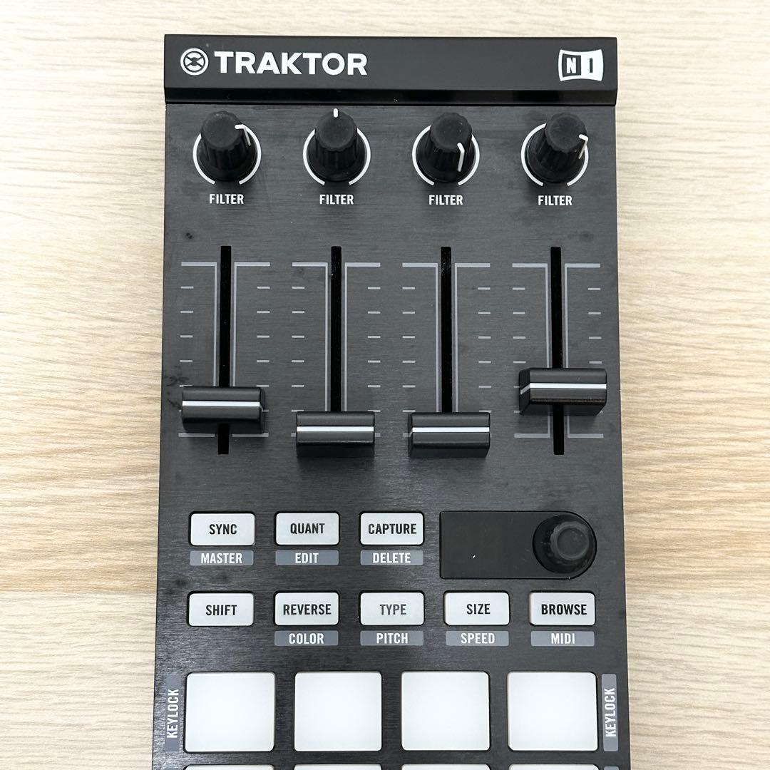 AYUm KONTROL F1 DJコントローラ