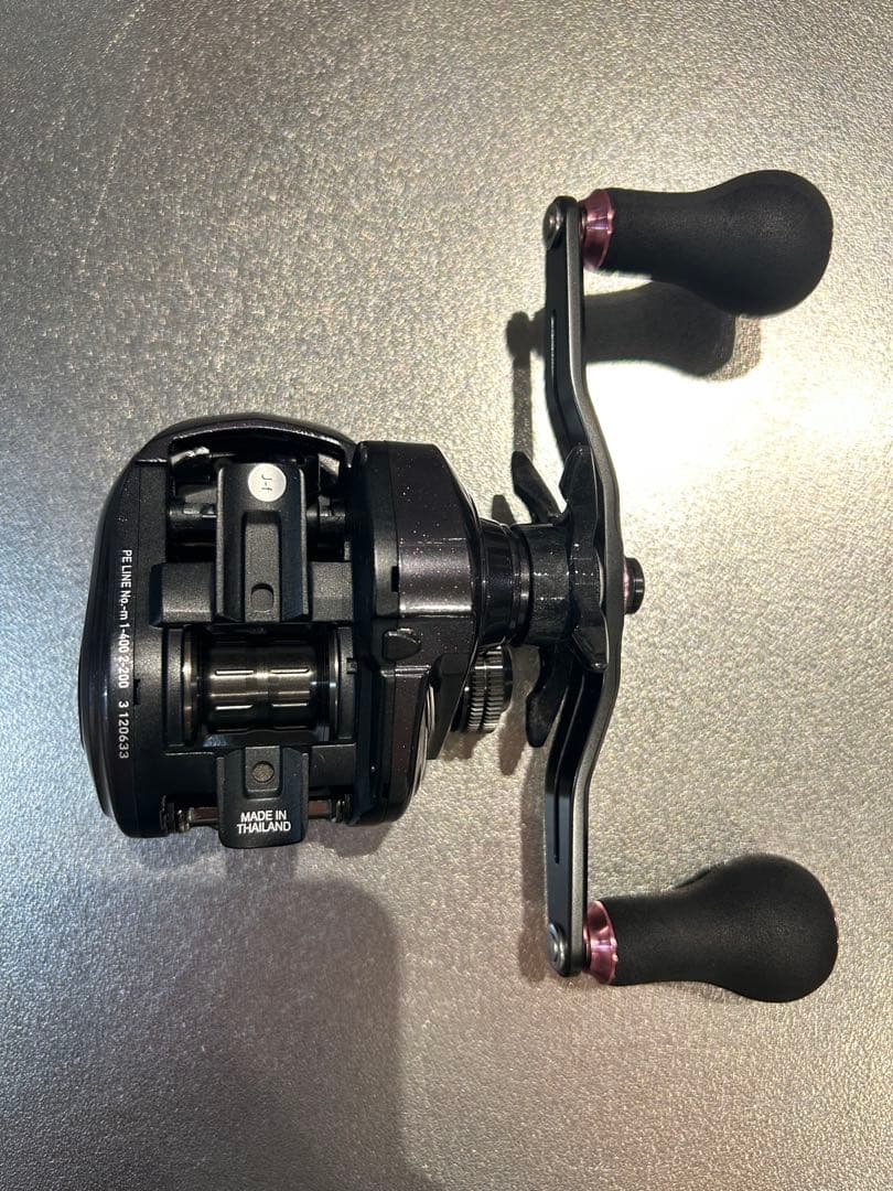 【美品】ダイワ(DAIWA) 21 紅牙 IC 150L