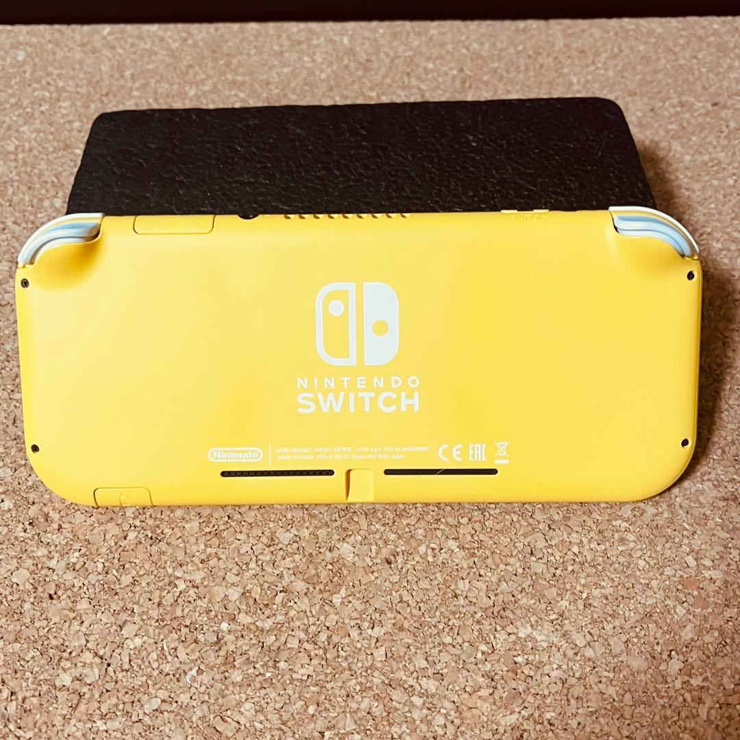 Nintendo switch ライト／イエロー 充電ケーブル（社外）２台