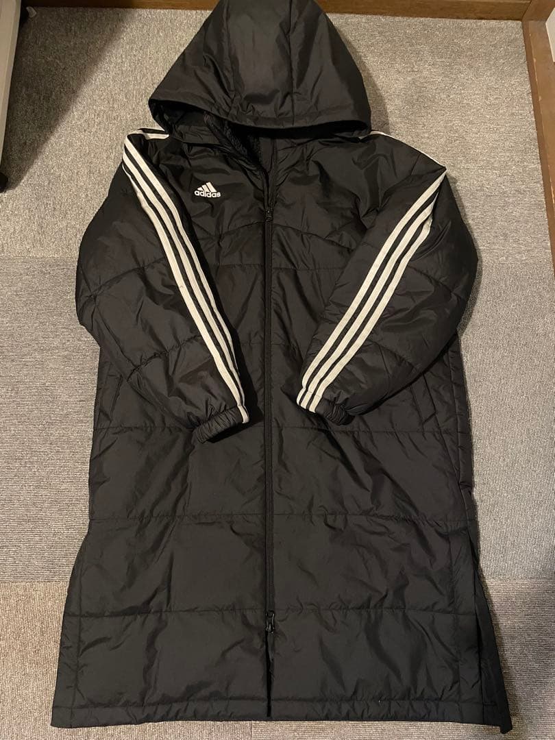 naaaa⭐︎美品！adidas フード付きベンチコート 160サイズ