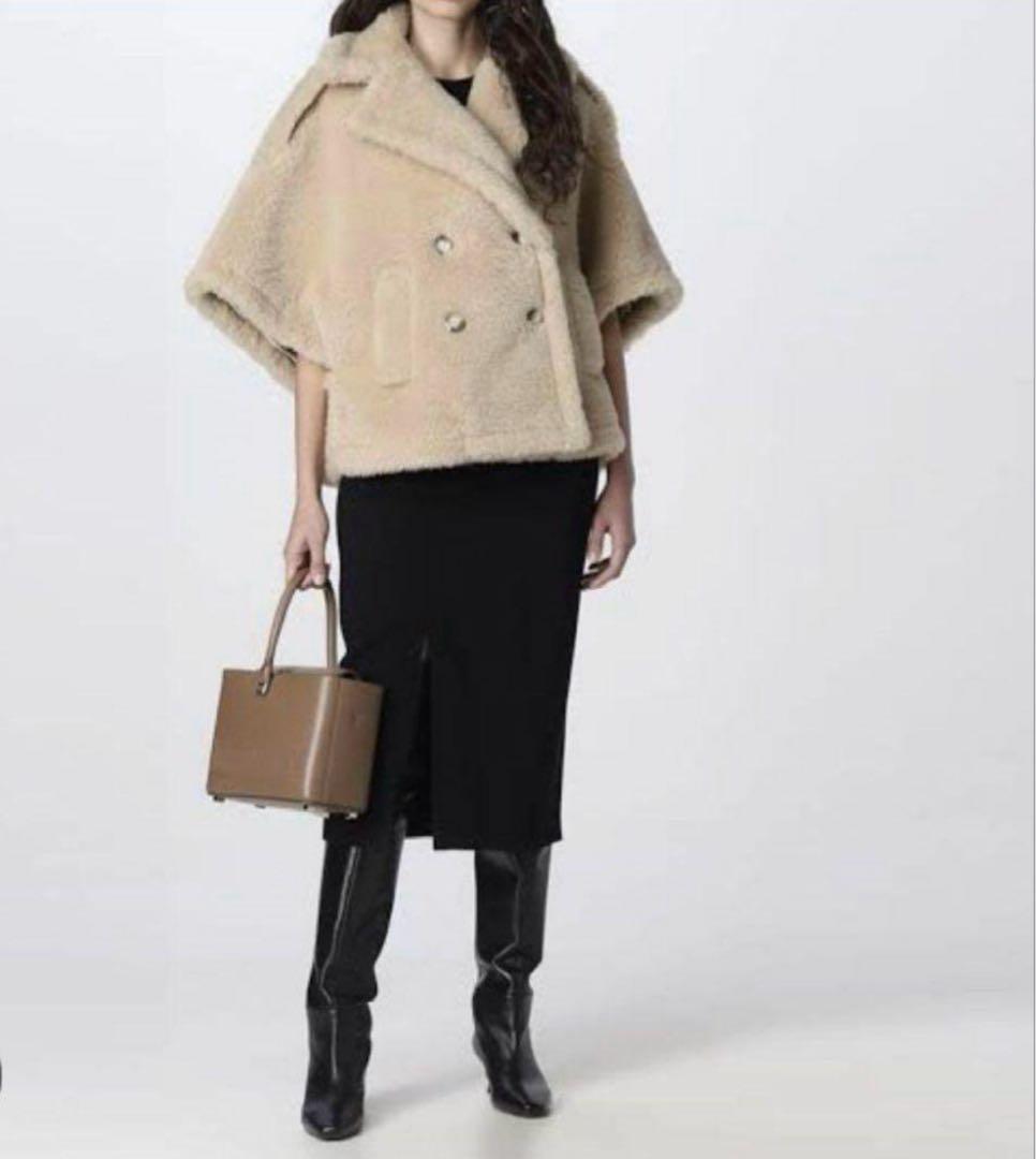 MaxMara マックスマーラ ADESSO テディベア　ケープ ハンガー付