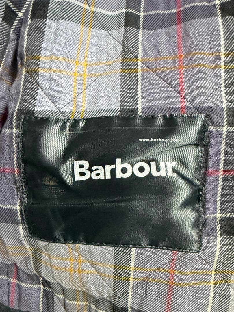 Barbour ブラック キルティングベスト