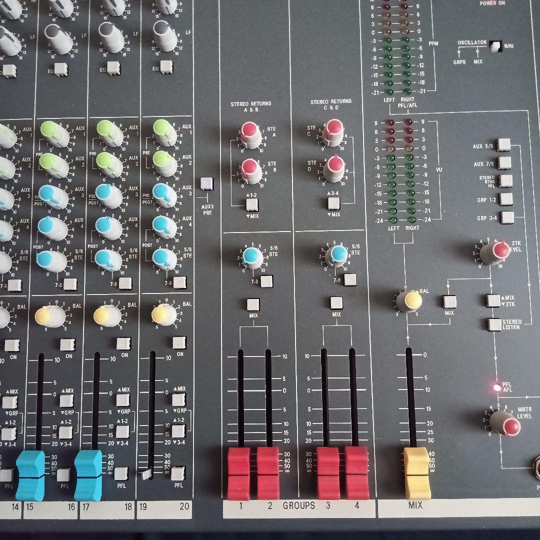 Soundcraft Spirit 4 アナログミキサー 16チャンネル