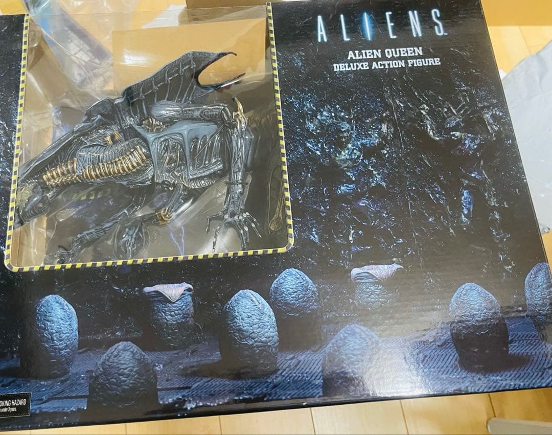 neca エイリアン　クイーン　プレデター