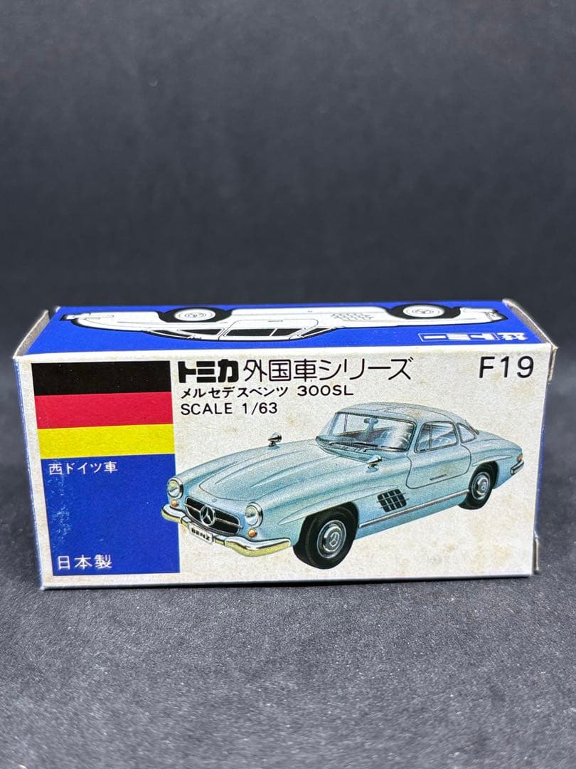 トミカ 青箱 日本製 F19 メルセデス ベンツ 300SL 赤