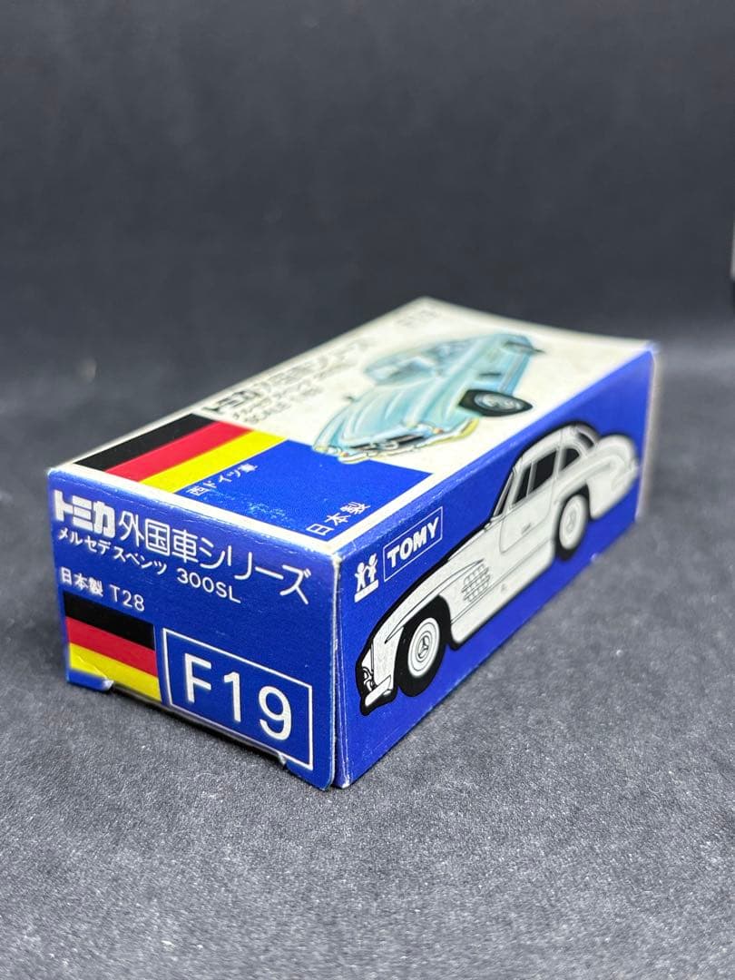 トミカ 青箱 日本製 F19 メルセデス ベンツ 300SL 赤