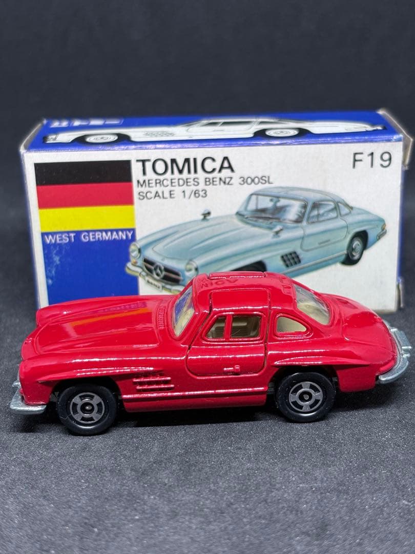 トミカ 青箱 日本製 F19 メルセデス ベンツ 300SL 赤