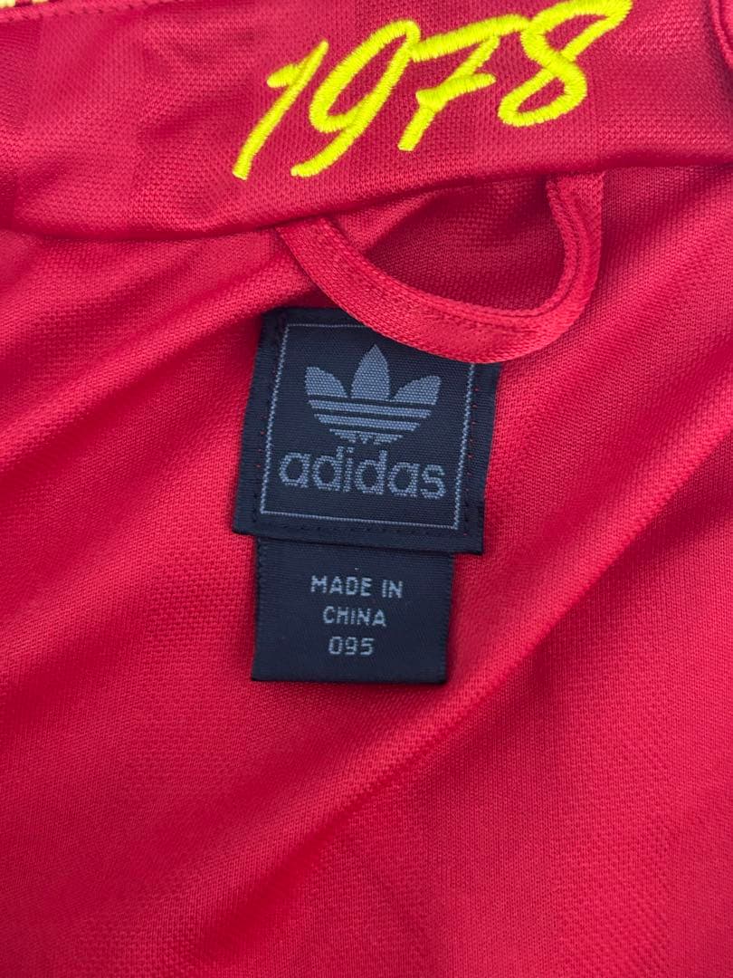 adidas スペイン代表　トラックジャケット Mサイズ
