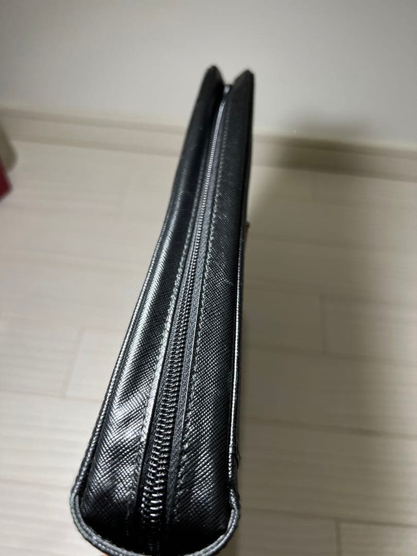 PRADA マルチケース 黒 A4サイズ対応