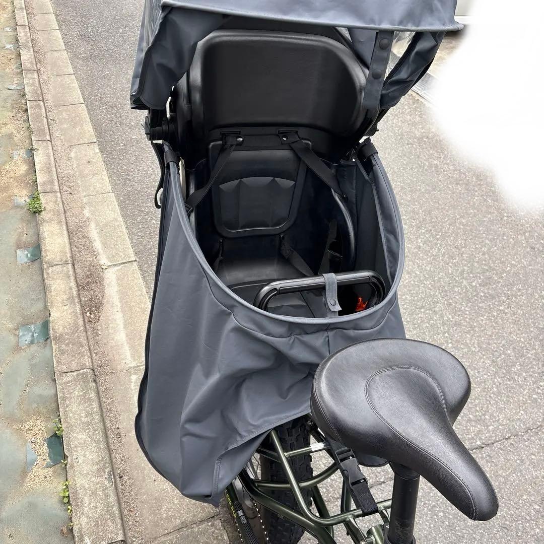 88サイクル　前カゴ、チャイルドシート付き　大阪