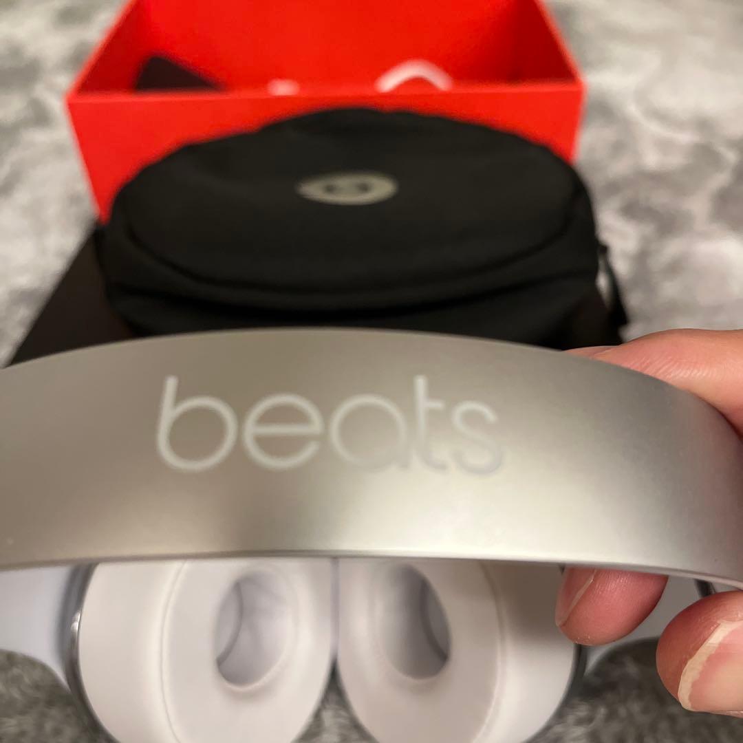 beats solo3 wireless スペシャルエディション シルバー