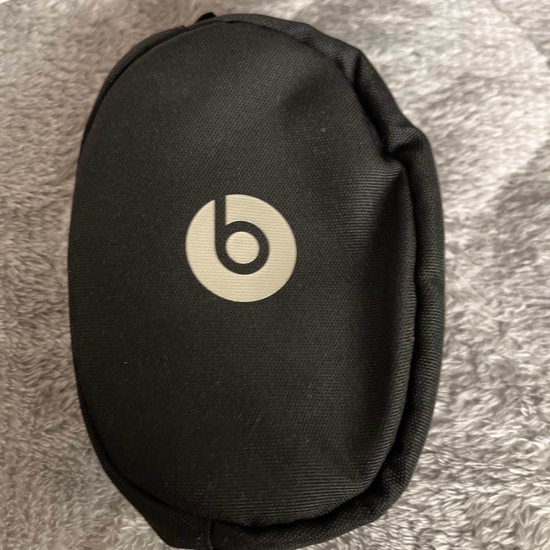beats solo3 wireless スペシャルエディション シルバー