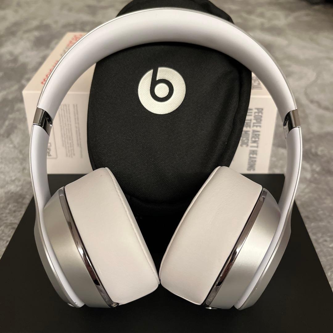 beats solo3 wireless スペシャルエディション シルバー