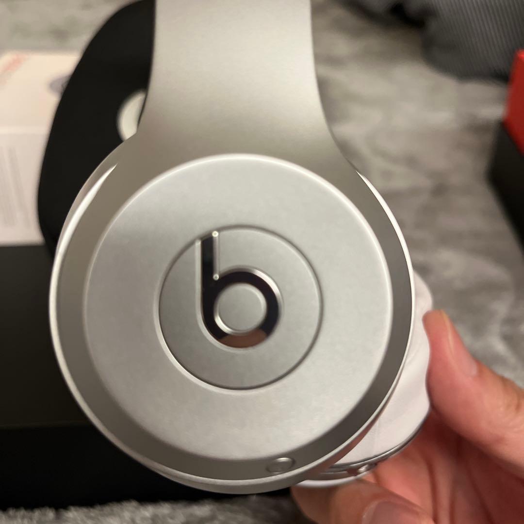 beats solo3 wireless スペシャルエディション シルバー