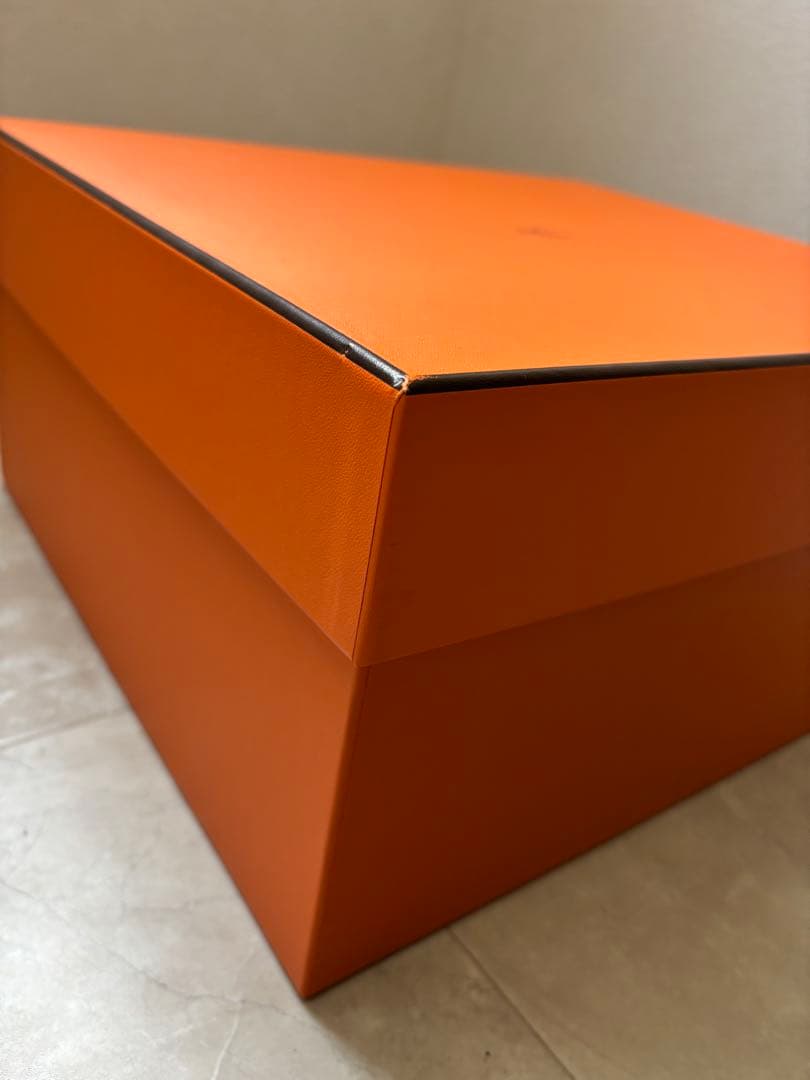 空箱　HERMES エルメス　ギフト箱 約37cm x 15cm x 33cm