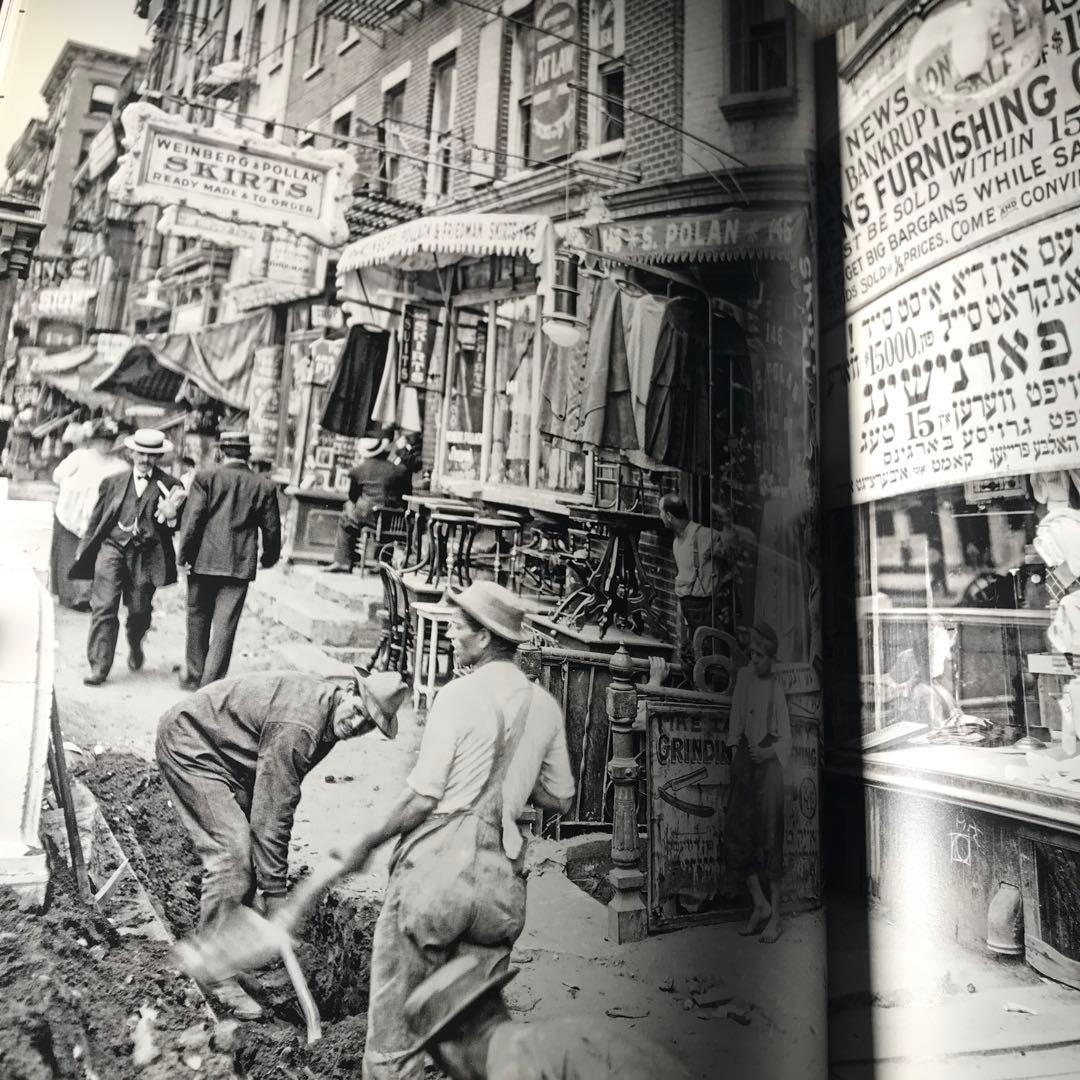 洋書 New York: Portrait of a City (TASCHEN)