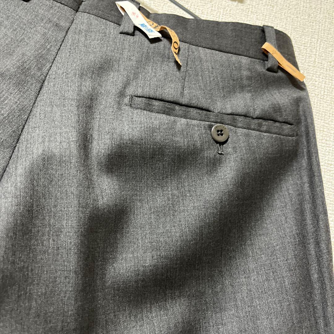 INCOTEX ダークグレー スラックス ストレートフィット