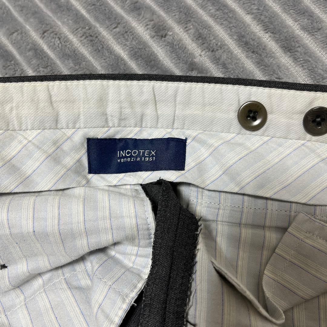 INCOTEX ダークグレー スラックス ストレートフィット