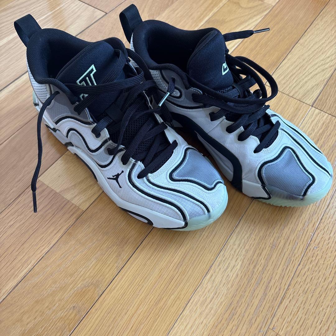 Jordan tatum3 27.0cm バッシュ　テイタム3 バスケットボール