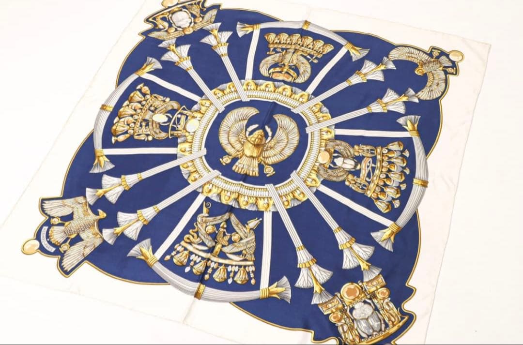 美品　HERMES エルメススカーフ