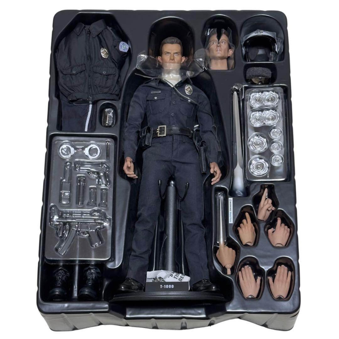 最終価格【状態必読☆長期保管】Hot Toys T2 T-1000 1/6