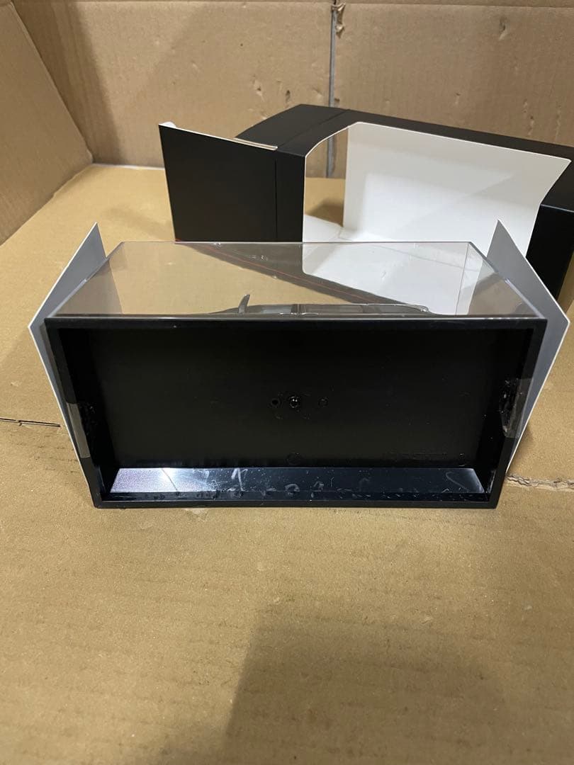 KYOSHO 1/43 LEXUS LM 500h ソニックチタニウム