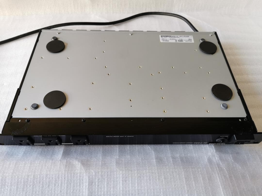 TASCAM AV-P250 パワーコンディショナー
